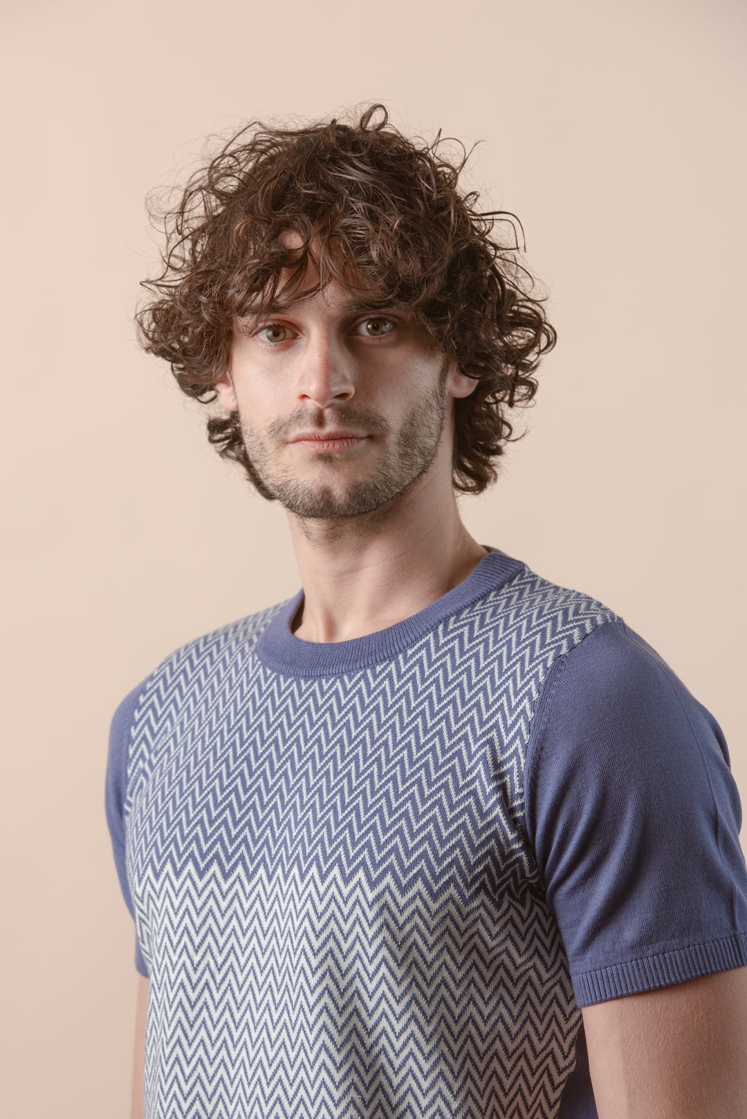 COTTON ZEGZAG STYLE KNITTED CREWNECK T-SHIRT