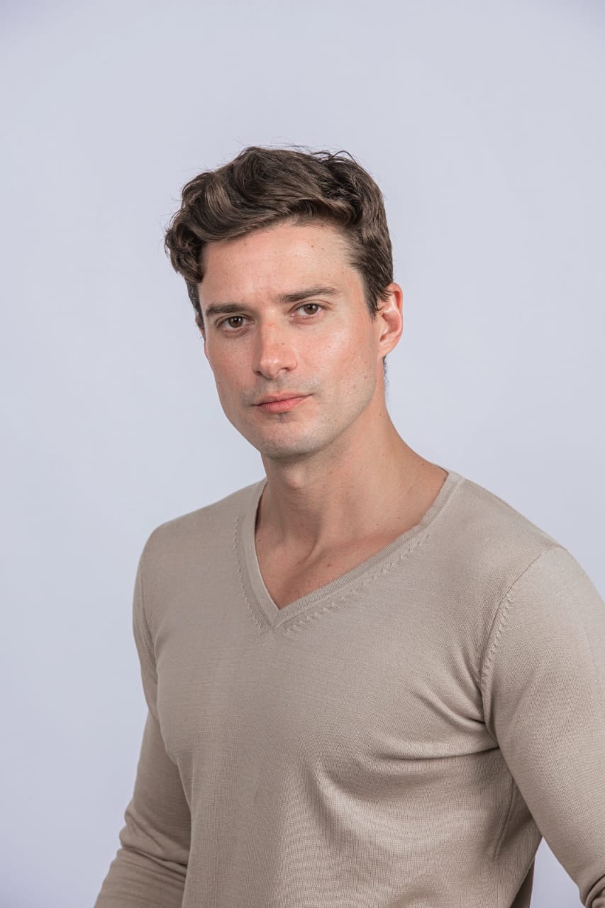 Cotton knitted V - neck Pullover - Roban