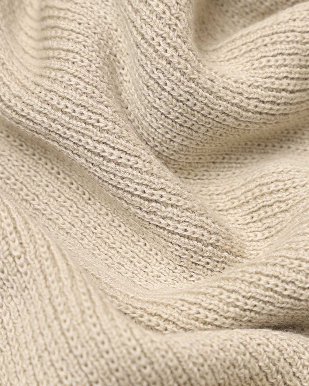 Ribbed Half - Zip Turtleneck Pullover - Roban