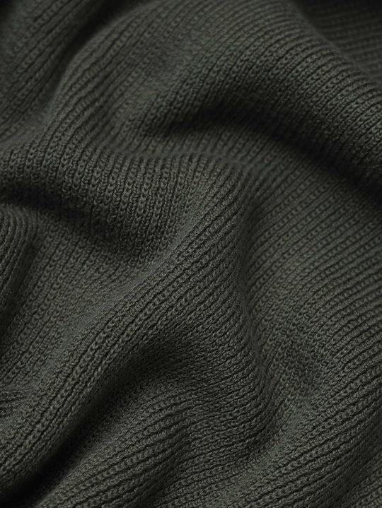 Ribbed Half - Zip Turtleneck Pullover - Roban